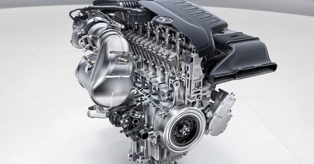 Mercedes wraca do rzędowych szóstek i wprowadza elektryczne doładowanie