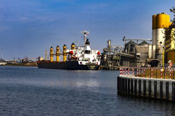 W Porcie Gdańsk przebudowane zostanie Nabrzeże Wiślane i powstanie także terminal produktów agro