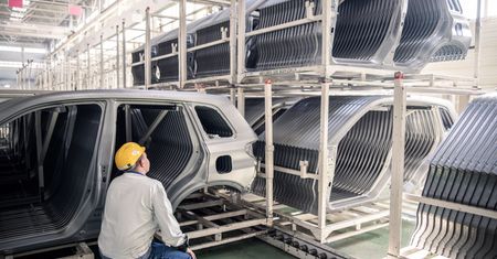Niemcy nie radzą sobie z chińską konkurencją. Samochody elektryczne pogrążają eksport