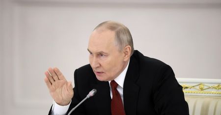 Bruksela dokręca śrubę Moskwie. Nowy limit cen ropy