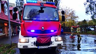 Słupsk: Silny wiatr nad okolicami. Strażacy interweniowali ponad 50 razy!