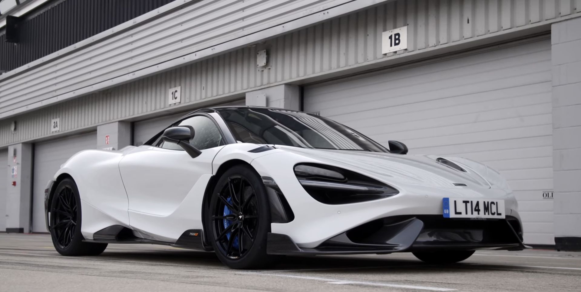 Mc Laren 765LT - zdjęcie poglądowe