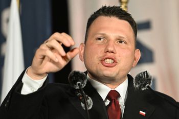 Zagłosowały na Mentzena. Politolożka mówi o powodach