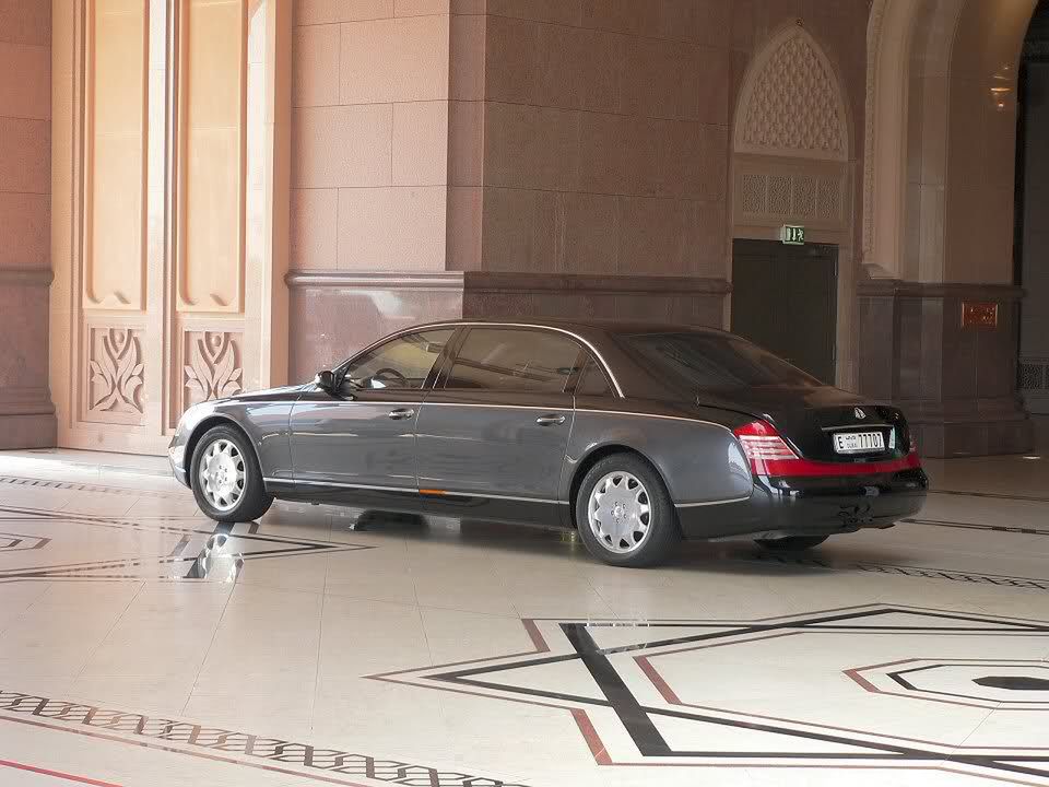 Czym się jeździ w Zjednoczonych Emiratach Arabskich? [galeria] 5