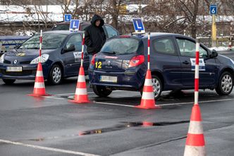 Nowe prawo jazdy tylko na 15 lat. Zmienisz adres, zapłacisz