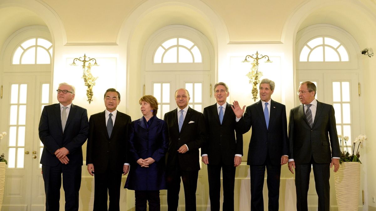 Zdjęcie zrobione podczas rozmów w sprawie atomu w Iranie