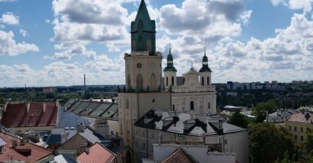Najwyższy punkt widokowy na Starym Mieście otwiera się po zimie. Wieża Trynitarska zaprasza do odwiedzin