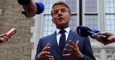 Macron ma plan B. Wzywa do zaostrzenia sankcji wobec Rosji