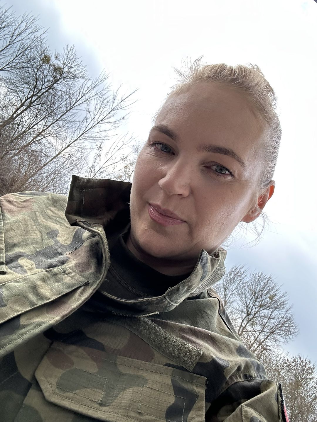 Dominika Chorosińska w mundurze