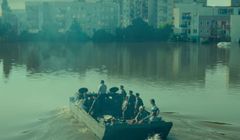 „Wielka woda” nowym serialem Netfliksa. "Wody nie leją, a przyjemność wielka"
