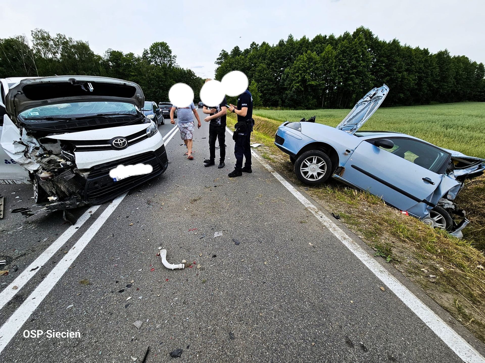 Groźnie wyglądające zdarzenie drogowe w Uniejewie
