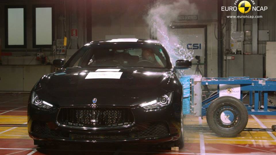 Test zderzeniowy Maserati Ghibli