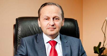Atal zwiększa sprzedaż i szykuje się do debiutu na GPW
