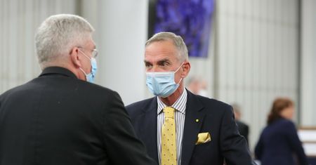 Zaskakujący wynik głosowania w Senacie. Ruszyła lawina komentarzy. Drwiny i przeprosiny