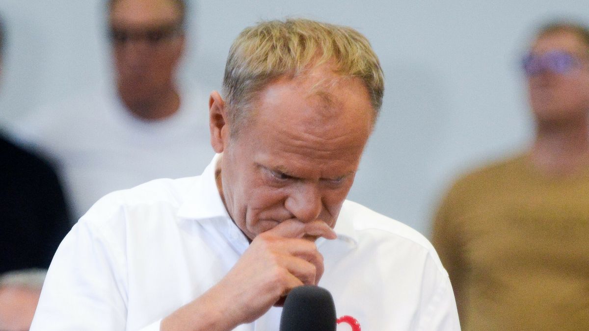 Spotkanie premiera Donalda Tuska z mieszka?cami Pabianic
26.07.2025 Pabianice. Spotkanie Premiera RP Donalda Tuska  z mieszkancami miasta. 
Fot. Piotr Kamionka/REPORTER
N/z: Donald Tusk
PIOTR KAMIONKA/REPORTER