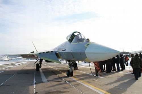 Pierwszy lot trzeciego egzemplarza Suchoja T-50 2