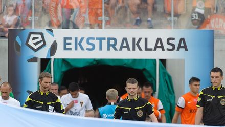 Rozwiąż piątkowy quiz piłkarski! Czy znasz się na transferach?