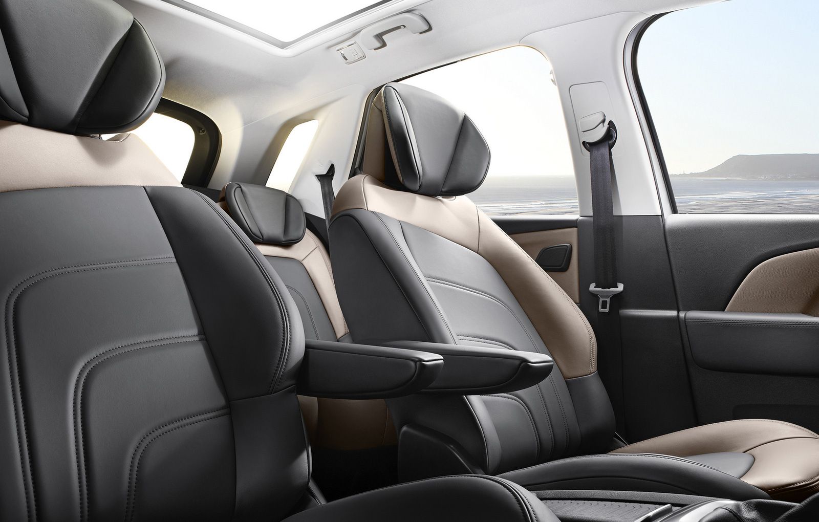 Nowy Citroën C4 Picasso w szczegółach [galeria] 81