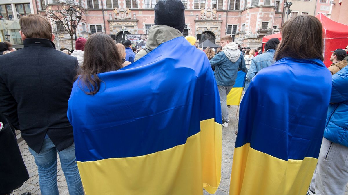 Marsz za wasz? i nasz? wolno?? w Gda?sku
27.03.2022 Gdansk Solidarnosciowy marsz za wasza i nasza wolnosc oraz wiec antywojenny dla wolnej Bialorusi Ukrainy i Europy  Fot. Wojciech Strozyk/REPORTER
Wojciech Strozyk/REPORTER