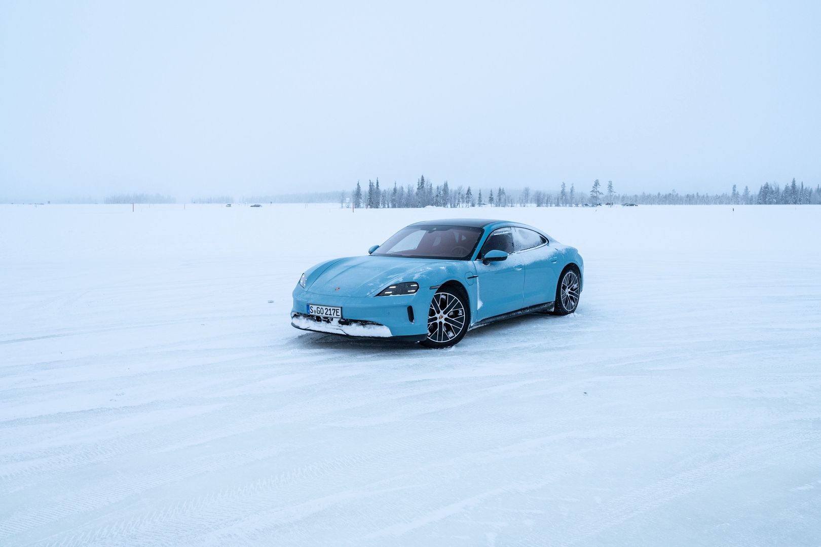 Porsche Taycan 4