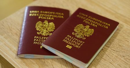 Najsilniejsze paszporty świata. Polska wysoko na liście