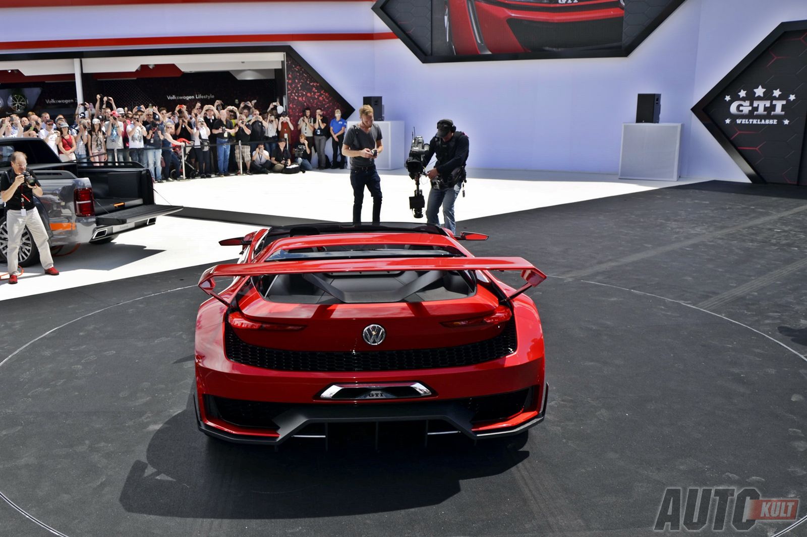 33. GTI Treffen am Wörthersee - VW GTI Roadster Concept & Golf R400 [galeria] 4