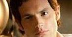 Penn Badgley przygotowanym Jeffem Buckleyem