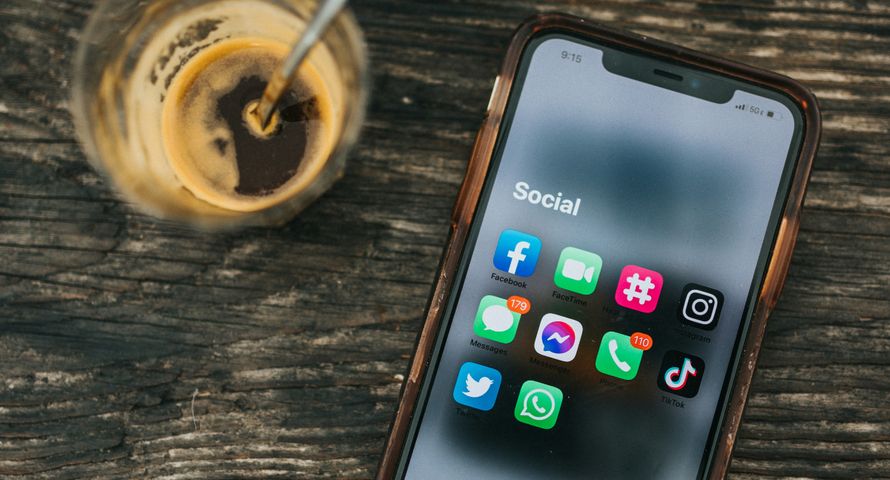 Meta dostosuje reklamy do wymogów unijnych. Mniej personalizacji