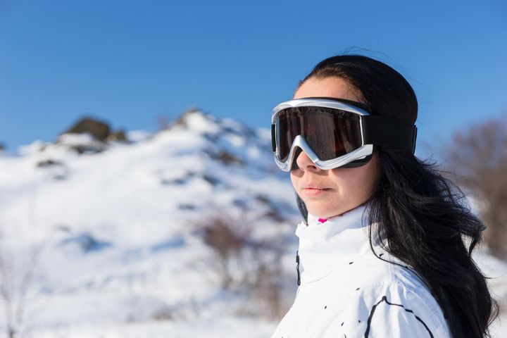 Ślepota śnieżna jest spowodowana intensywną ekspozycją na promieniowanie ultrafioletowe.