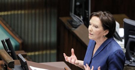 Zdjęcia Ewy Kopacz z Rosji. Były szef MSZ nie był dyplomatą w ocenie