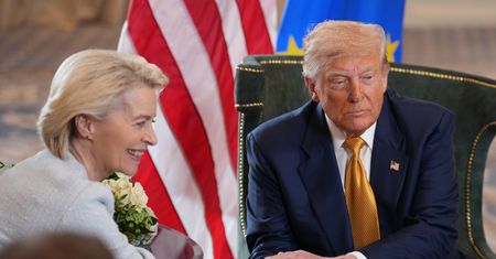 "Mocne, choć nie jest doskonałe". Przewodnicząca KE broni porozumienia ws. ceł