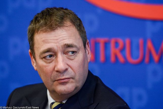 Jacek Rozenek w szpitalu. Stan aktora jest poważny