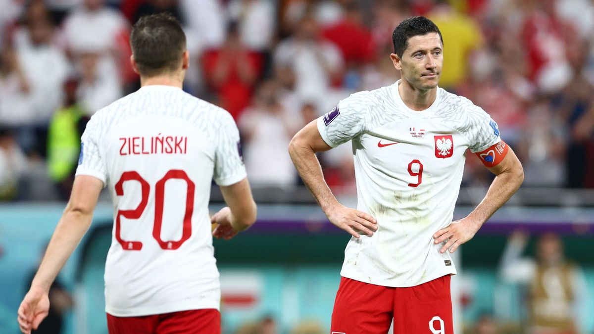 Getty Images / NurPhoto / Na zdjęciu: Piotr Zieliński i Robert Lewandowski