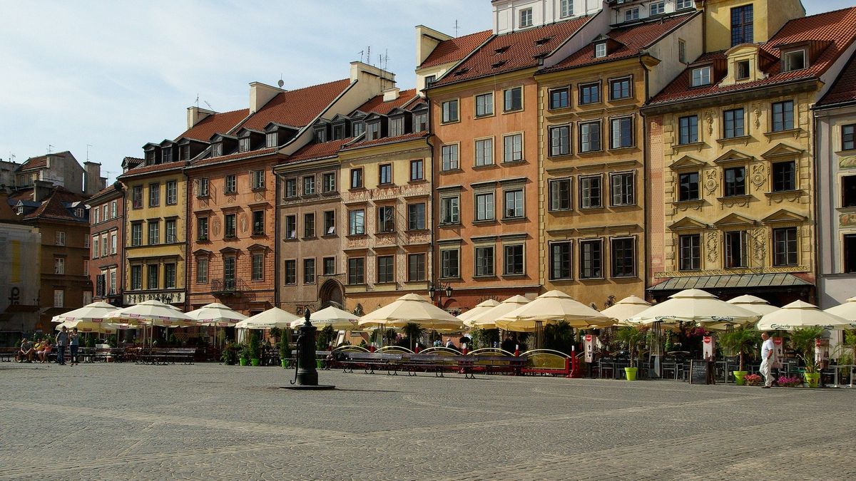 Warszawa chce pomóc restauratorom