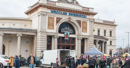 Po ponad 30 latach pociągi wrócą na ważny dworzec. "Historyczna chwila"