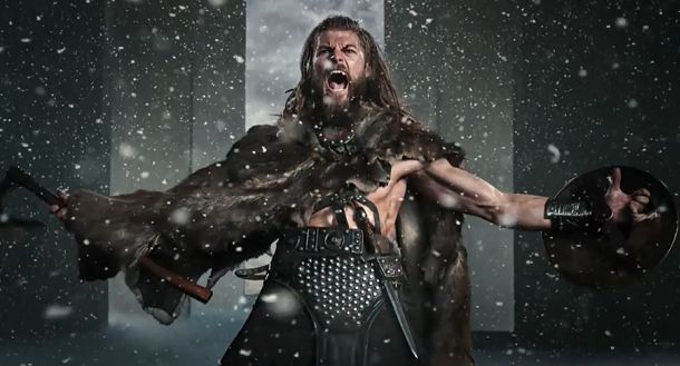 Toast dla wojowników i sportowców reklamuje piwo Okocim (wideo)