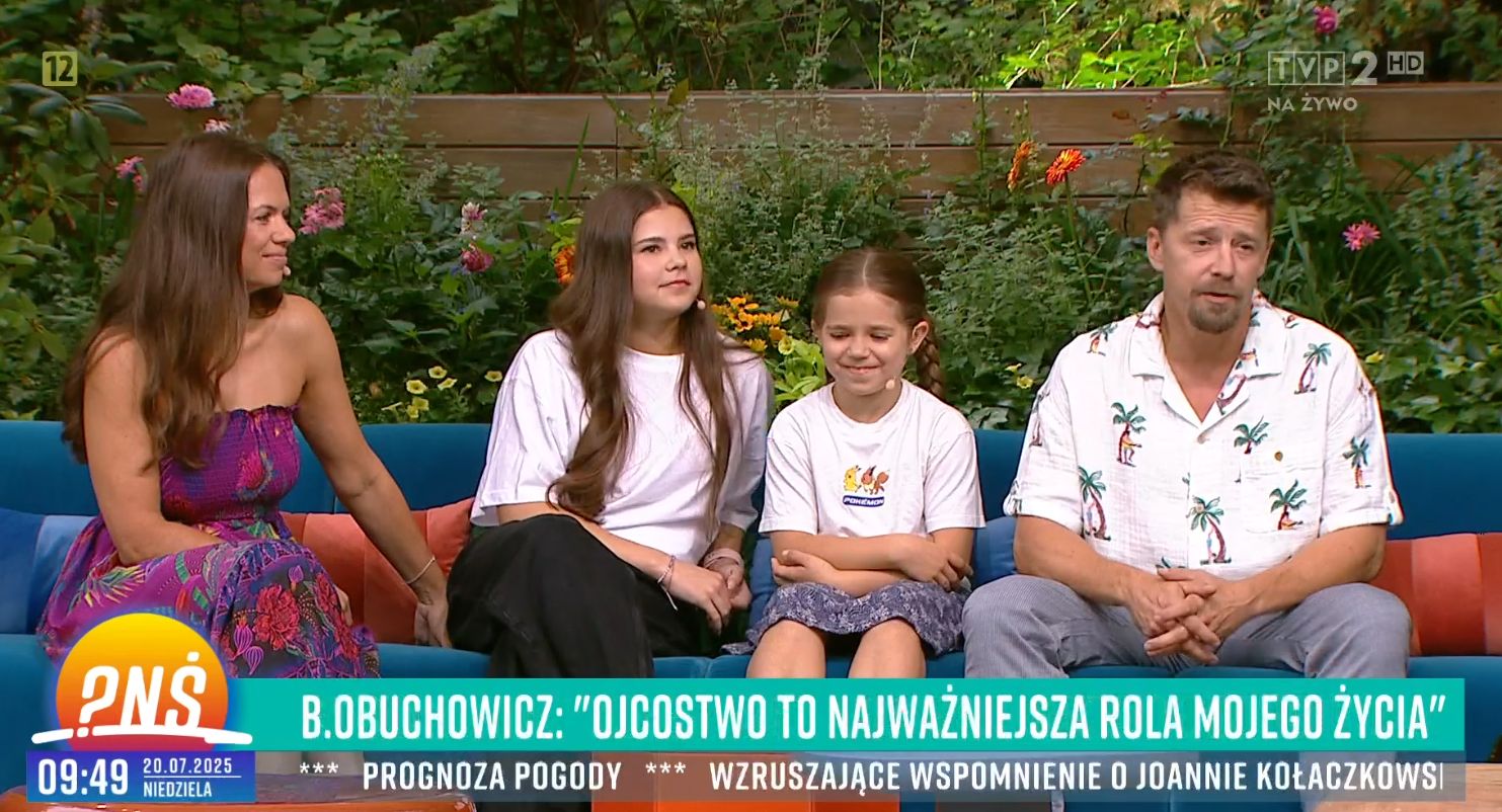 Bartosz Obuchowicz z rodziną wpadł do "PnŚ"