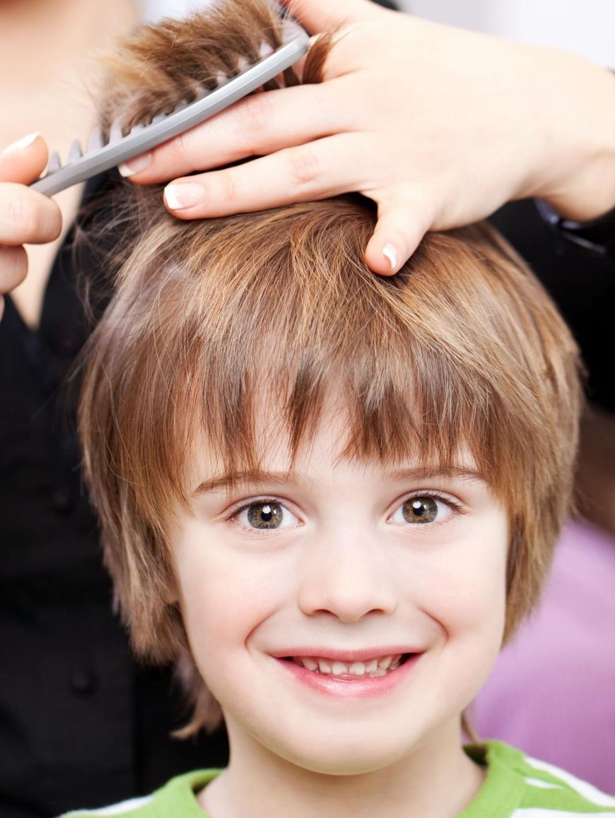 Fryzury dla chłopców to często duże wyzwanie dla fryzjera