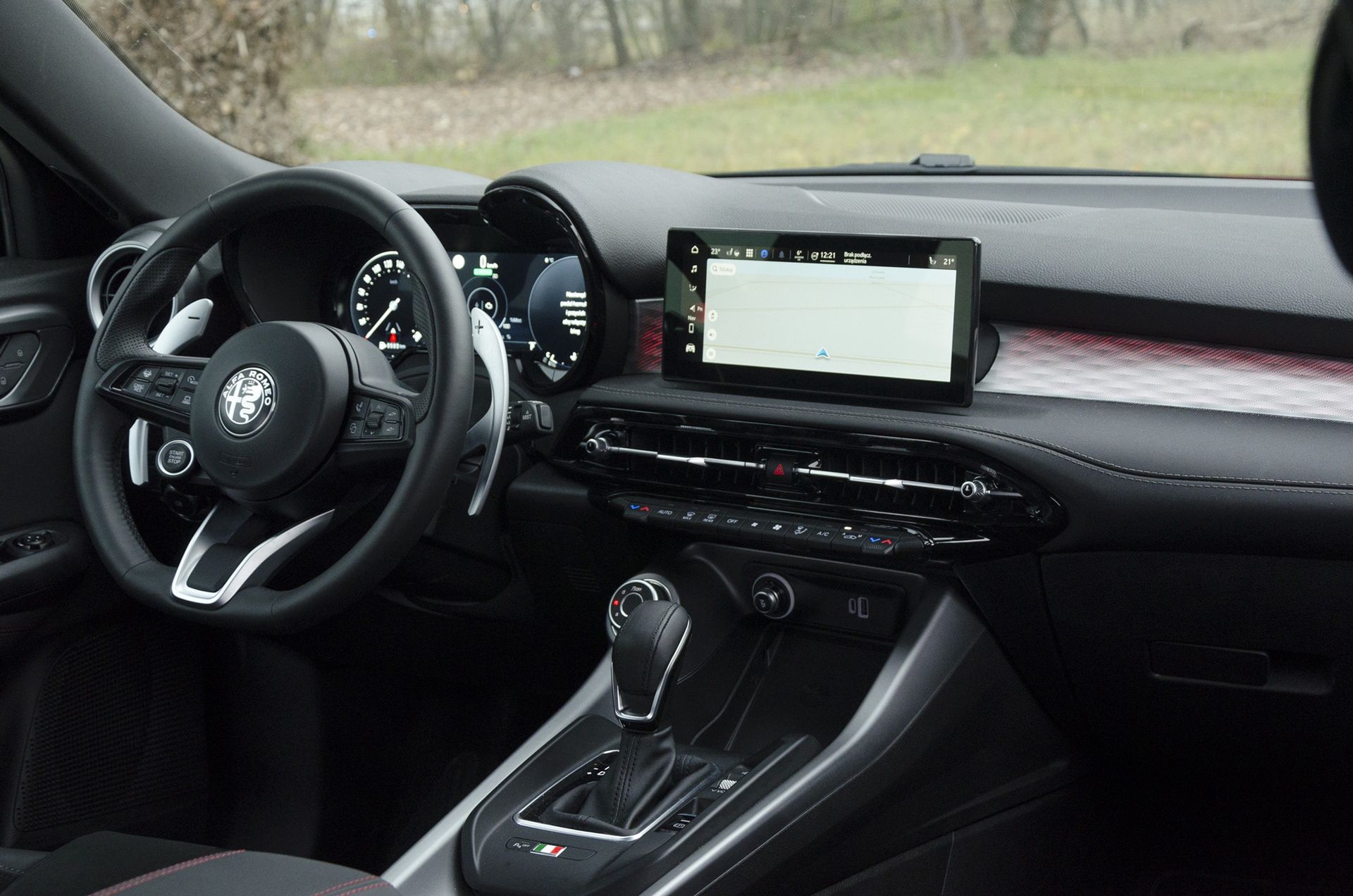 Alfa Romeo Tonale vs. Range Rover Evoque