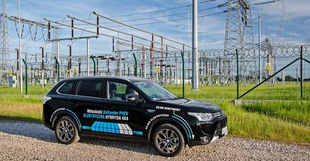 Mitsubishi Outlander PHEV (2015) - galeria testowa