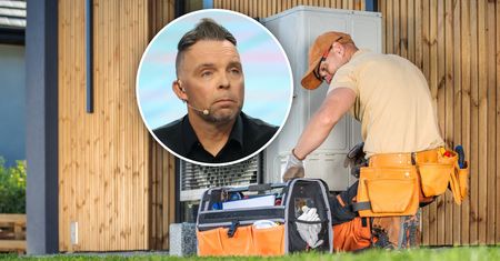 Spółdzielnia postawiła na pompy ciepła. Krytykuje ich kabareciarz. Będzie pozew