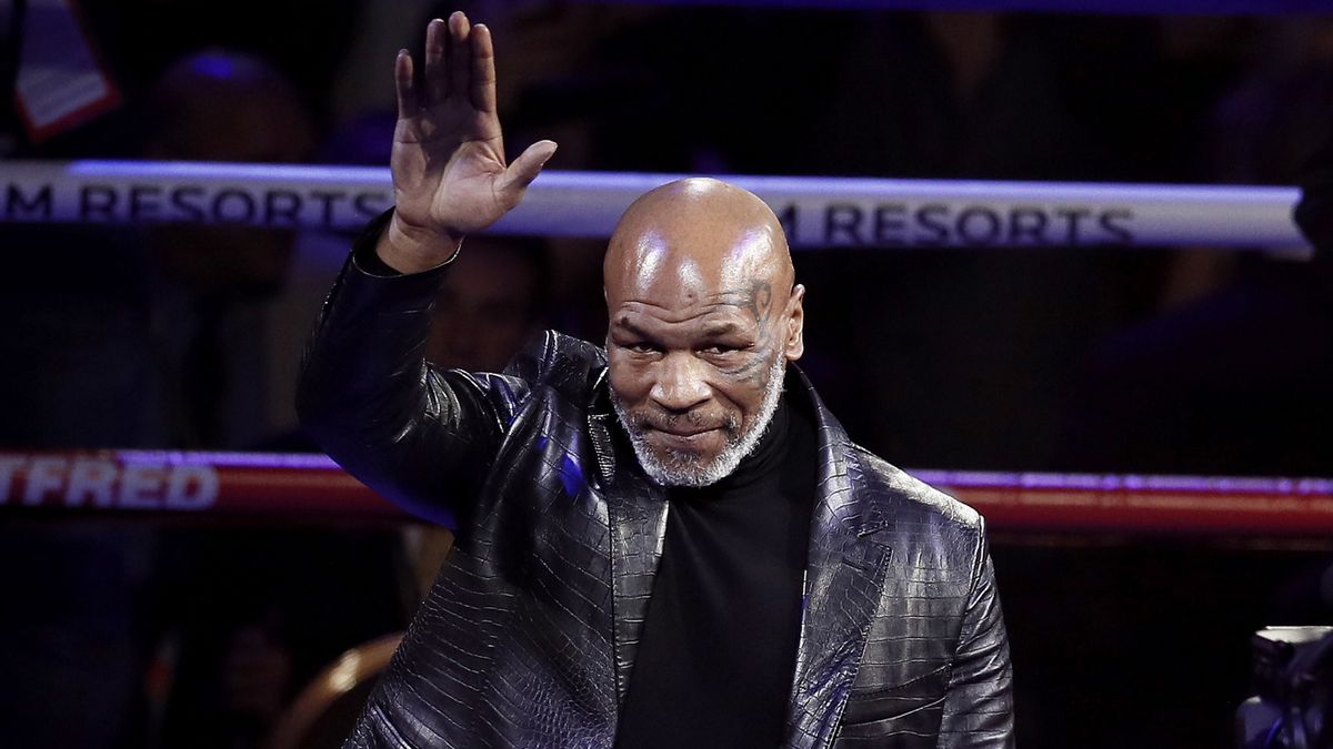 Zdjęcie okładkowe artykułu: PAP/EPA / ETIENNE LAURENT / Na zdjęciu: Mike Tyson