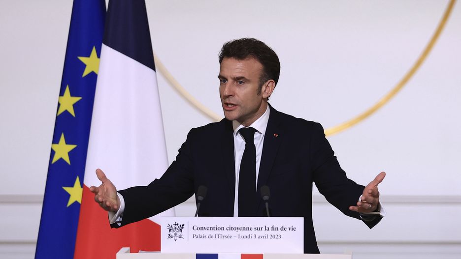 Macron zapowiedział powstanie tzw. ustawy o końcu życia.