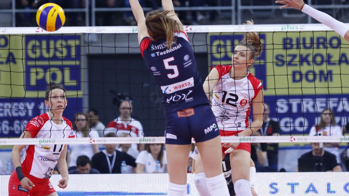 WP SportoweFakty / Justyna Serafin / Na zdjęciu: atakuje Monika Bociek. Finał LSK 2018/2019