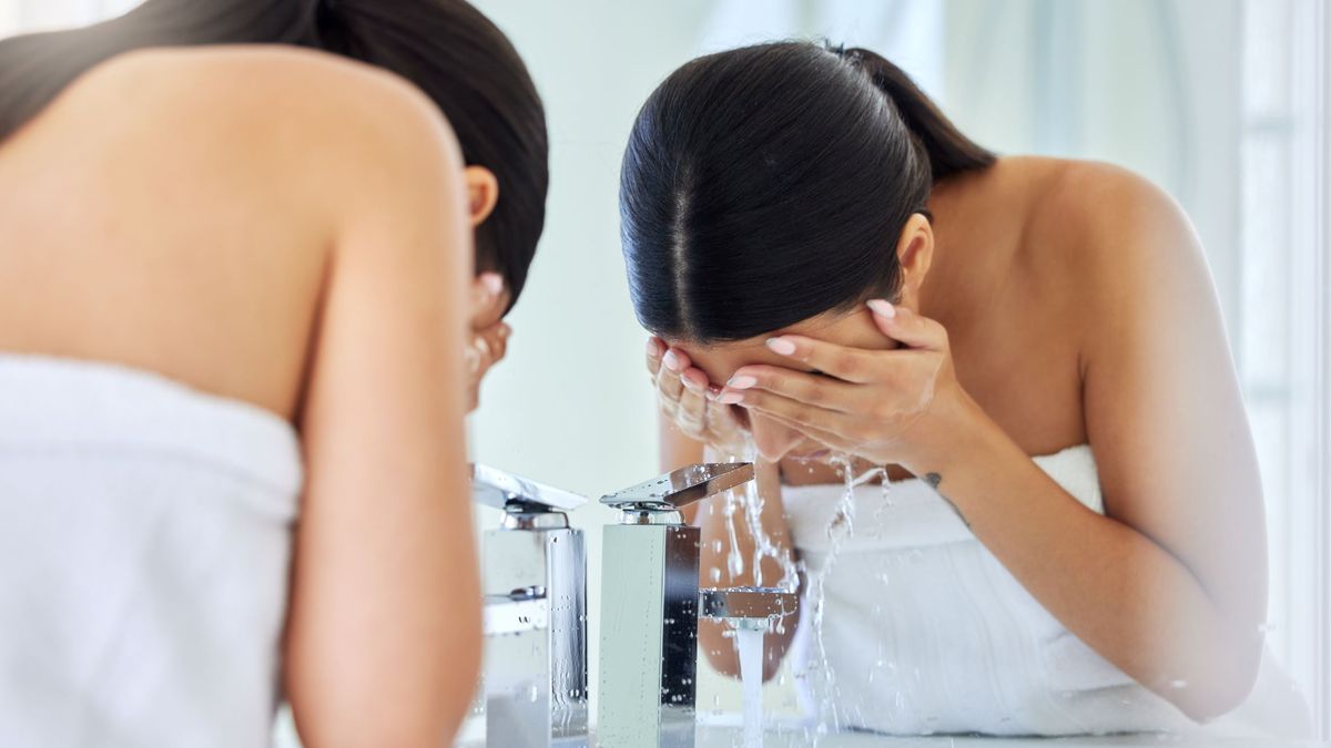 Demakijaż i oczyszczenie skóry jest kluczowe