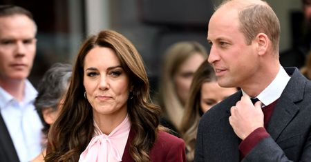 Pałac Buckingham konsekwentnie milczy po premierze serialu "Meghan i Harry". To celowa taktyka