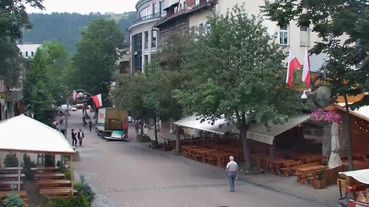 Pustki na Krupówkach. To w tym roku często spotykany widok