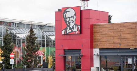 Restauracje AmRest z ponad 40-procentowym spadkiem obrotów. Ciągle nie wszystkie otwarte