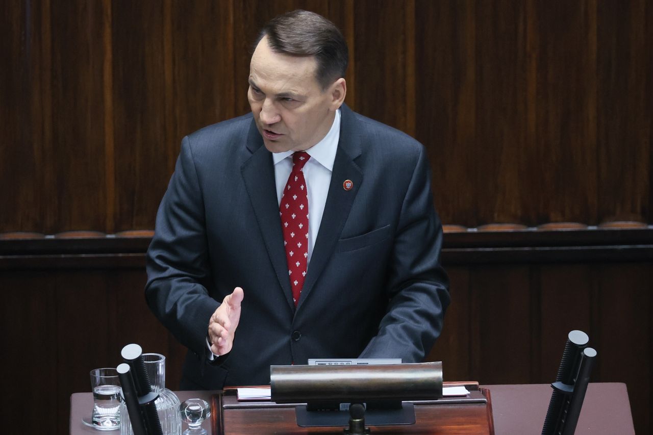 Sikorski zaskoczył na koniec expose. "Ja bym tego nie zrobiła"