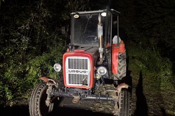Miał blisko 2 promile. Wsiadł na traktor mimo zakazu